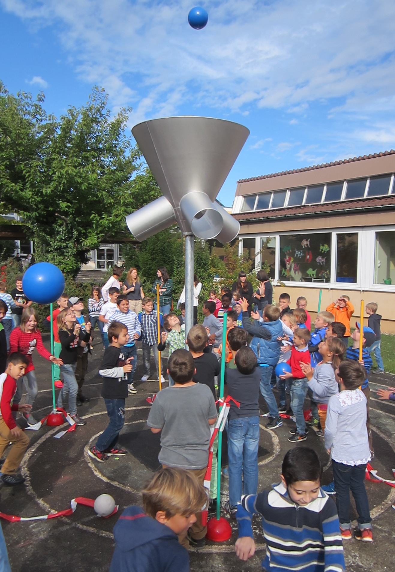 Funball-Trichter für den Pausenhof